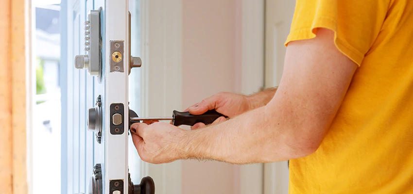 Eviction Locksmith For Key Fob Replacement Services in West Modesto, CA